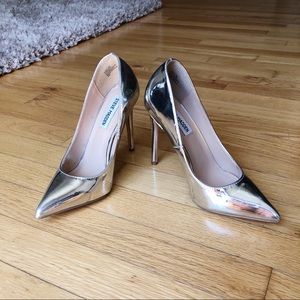 Steve Madden Silver Pointed Toe Heels